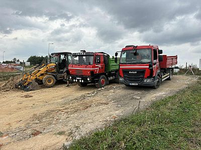 Dovoz štěrku, písku, zeminy a dalšího materiálu